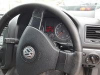 Volkswagen Jetta 2006 - Auto varuosadeks