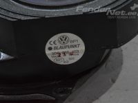 Volkswagen Phaeton Kõlar uksel (esim.) Varuosa kood: 3D0035453
Kere tüüp: Sedaan
Mooto...