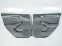 Ford Focus Istmed (kompl.) + uksepolstrid Varuosa kood: LR078054 ; LR074168
Kere tüüp: 5-...