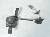 Land Rover Discovery Varuratta kinnitus Varuosa kood: LR072506 
Kere tüüp: Linnamaastur...