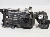 Volkswagen Transporter (T5, Caravelle, Multivan) Salongi soojenduse üksus Varuosa kood: 7H5815153A
Kere tüüp: Kaubik