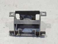 Volkswagen Touareg Tulepesuri kinnitus, vasak Varuosa kood: 7L6807361
Kere tüüp: Maastur