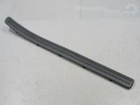 Volkswagen Touareg 2002-2010 Lävepaku kate, parem (esim.) Varuosa kood: 7L0853656EK 71N