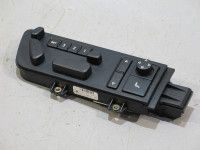 Volkswagen Phaeton Istme reguleerimise / mälu lüliti, parem Varuosa kood: 3D0959766M 01C
Kere tüüp: Sedaan
...