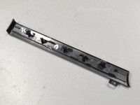 Volkswagen Touran Armatuurlaua otsaplast, vasak Varuosa kood: 1T1858417B  PV2	
Kere tüüp: Mahtu...