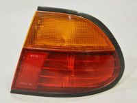 Nissan Almera (N15) 1995-2000 Tagatuli, parem (sedaan) -01/1998 Varuosa kood: 26550-0N827
Kere tüüp: Sedaan