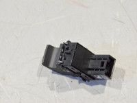 Volkswagen Passat (B8) Tagaluugi sulgemise lüliti Varuosa kood: 3G0959831 WHS
Kere tüüp: Universa...