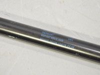 Volkswagen Golf 7 Tagaluugi gaasiamort, parem Varuosa kood: 5G6827550C
Kere tüüp: 5-ust luukp...