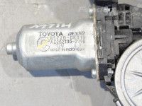 Toyota Hilux Esiukse klaasitõstuki mootor, vasak Varuosa kood: 85720-0K010
Kere tüüp: Pikap
Moot...
