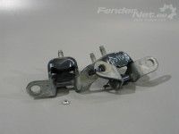 Toyota RAV4 (XA20) 2000-2006 Tagaukse hinged, parem Varuosa kood: 68770-12100
Lisamärkmed: 68750-32060