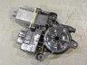 Volkswagen Golf 7 Tagaukse klaasitõstuki mootor, vasak Varuosa kood: 5Q0959811D
Kere tüüp: 5-ust luukp...