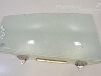 Toyota Corolla Verso Tagaukse klaas, parem Varuosa kood: 68103-0F010