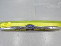 Ford Fiesta 2008-2017 Tagaluugi liist (numbrituled) Varuosa kood: 8A61-A43404DD