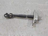 Toyota Hilux Tagaukse piiraja, parem Varuosa kood: 68630-0K020
Kere tüüp: Pikap
Moot...