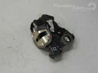 Toyota Hilux 2005-2016 Esiukse lukk, parem Varuosa kood: 69030-0K070
Kere tüüp: Pikap