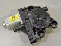 Volvo V70 Tagaukse klaasitõstuki mootor, vasak Varuosa kood: 30699647
Kere tüüp: Universaal
Mo...