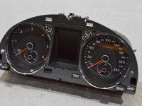 Volkswagen Passat (B7) Armatuuri näidikute plokk (diisel)(man.) Varuosa kood: 3AA920870DX
Kere tüüp: Universaal...