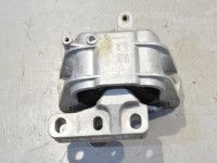 Volkswagen Scirocco Mootoripadja kinnitus, parem Varuosa kood: 1K0199262CG
Kere tüüp: 3-ust luuk...