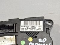 Ford Mondeo Jahutuse / soojenduse juhtplokk Varuosa kood: 1676129
Kere tüüp: Universaal
Moo...