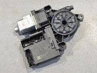 Volkswagen Passat (B7) Esiukse klaasitõstuki mootor, vasak Varuosa kood: 3AA959701A
Kere tüüp: Universaal
...