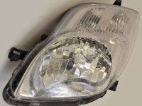 Toyota Yaris 2005-2011 ESITULI ESITULI mudelile TOYOTA YARIS (XP9) HB Markeeri...