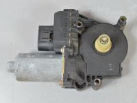 Audi A6 (C5) Esiukse klaasitõstuki mootor, vasak Varuosa kood: 4B0959801E
Kere tüüp: Universaal
...