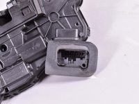 Volkswagen Touran Esiukse lukk, vasak Varuosa kood: 5TB837015A
Kere tüüp: Mahtunivers...