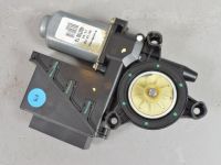 Volkswagen Polo Esiukse klaasitõstuki mootor, parem Varuosa kood: 6Q2959801A  01G
Kere tüüp: 3-ust ...
