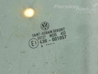 Volkswagen Golf 5 Esiukse klaas, vasak (3-ust) Varuosa kood: 1K3845201B
Kere tüüp: 3-ust luukpära