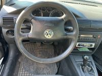 Volkswagen Passat 2004 - Auto varuosadeks