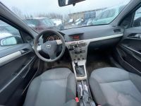 Opel Astra (H) 2008 - Auto varuosadeks