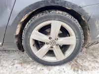 Volkswagen Passat (B7) 2011 - Auto varuosadeks