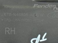 Ford Focus Pagasiruumi plast, parem Varuosa kood: 2544526
Kere tüüp: Universaal
Lis...